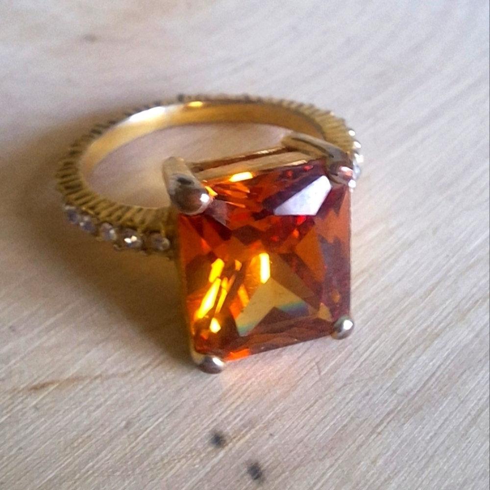 🎁Costume Jewerly Ring FREE with Bundle Purchase